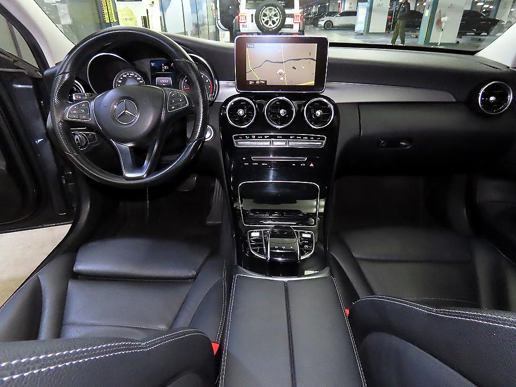 Mercedes Benz C Class - Vista 10