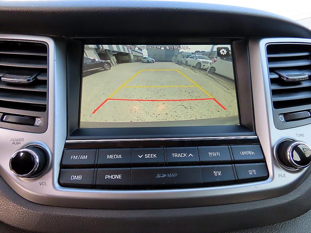 HYUNDAI Tucson 2018 Gris - Importación desde Corea - HF Imports Iquique - Foto 15