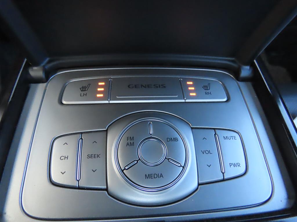 HYUNDAI Genesis 2014 Negro - Importación desde Corea - HF Imports Iquique - Foto 7