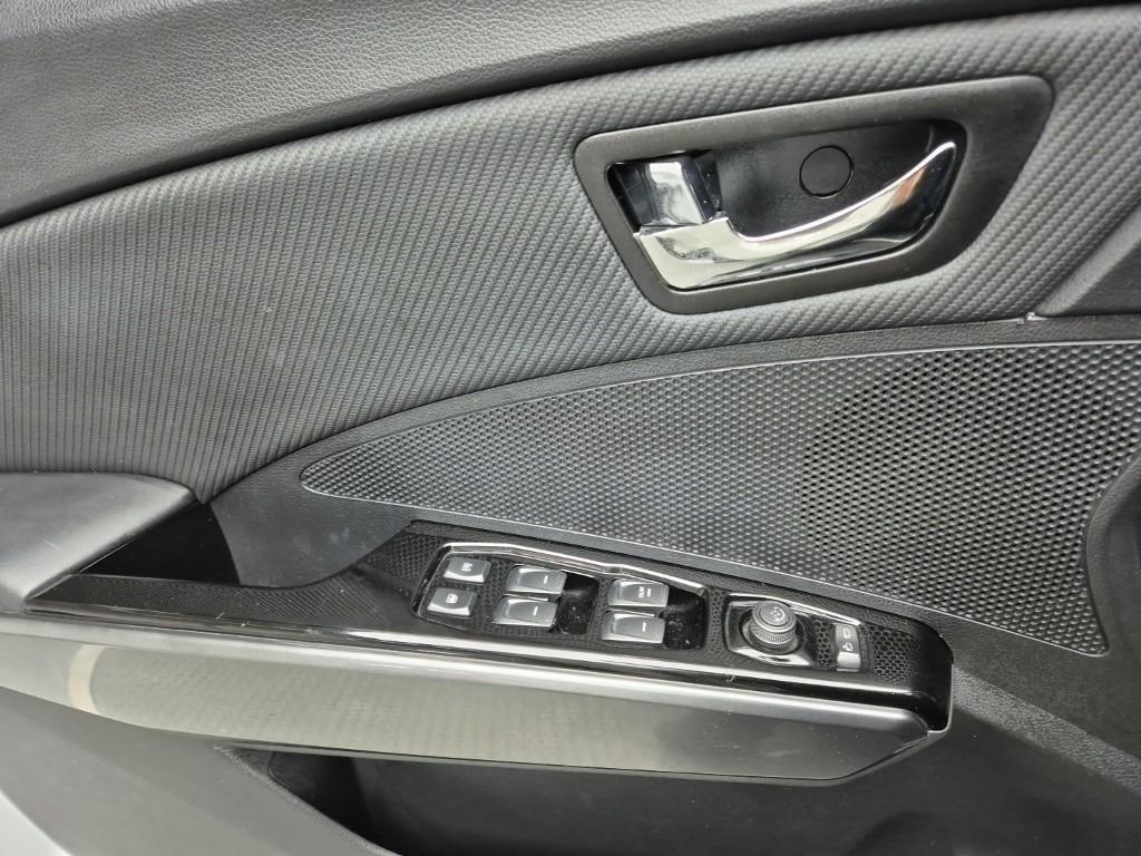 Ssangyong Tivoli 2022 Blanco - Importación desde Corea - HF Imports Iquique - Foto 18