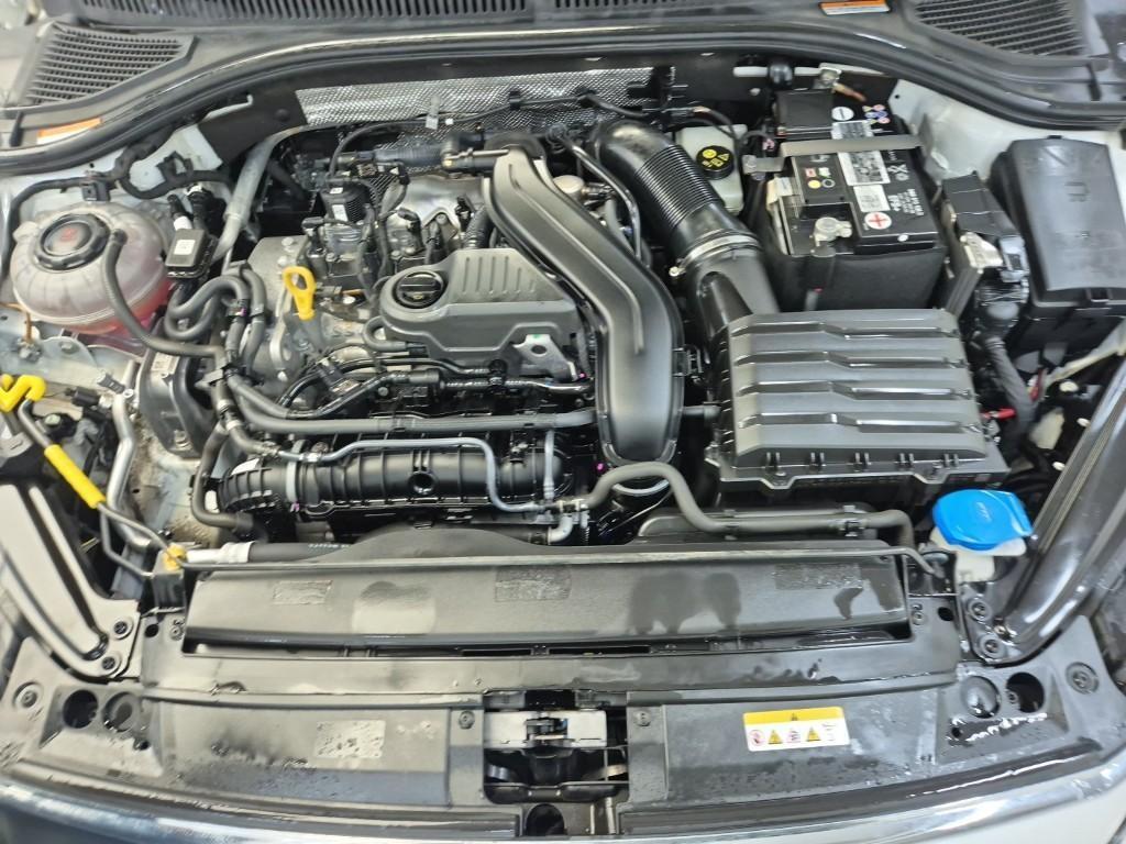 Volkswagen Jetta - Vista 5