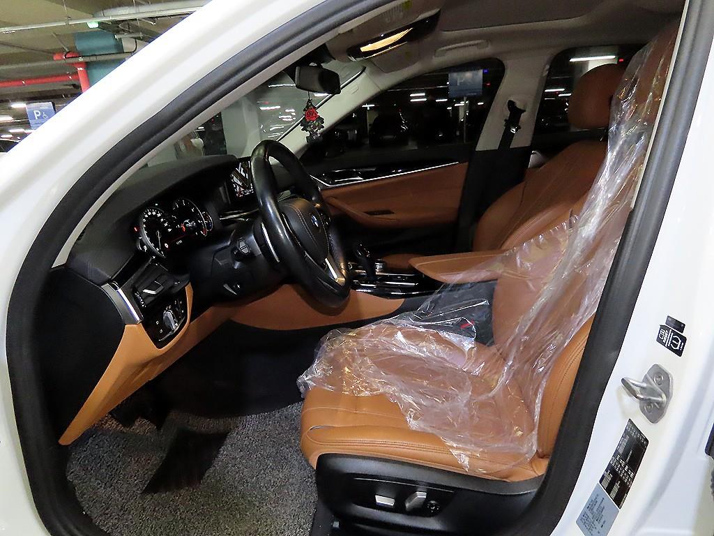 BMW 5 Series - Vista 6