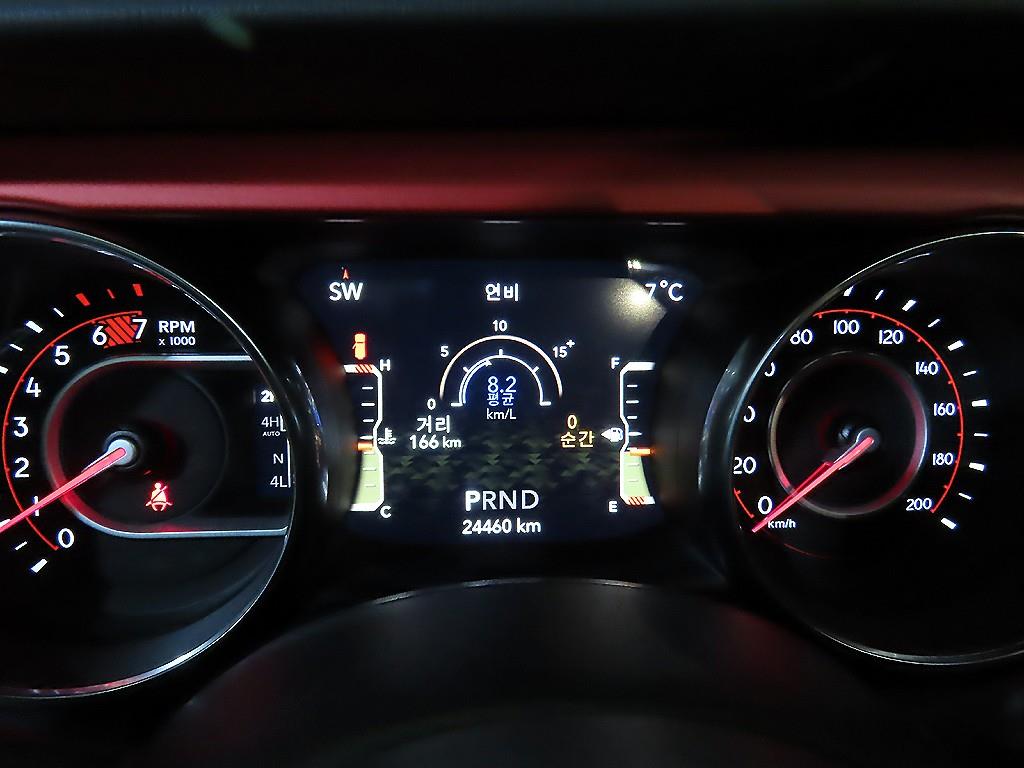 Jeep Wrangler - Vista 9