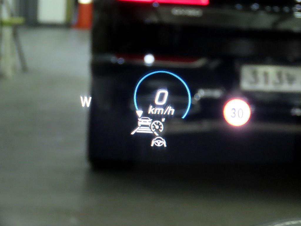 Mercedes Benz E class - Vista 12