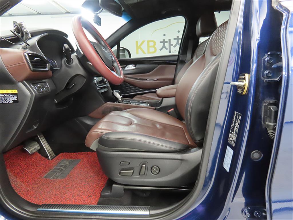 HYUNDAI Santa Fe - Vista 5