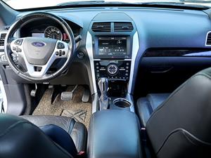 Ford Explorer - Vista 10