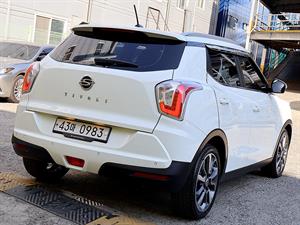 Ssangyong Tivoli - Vista 8