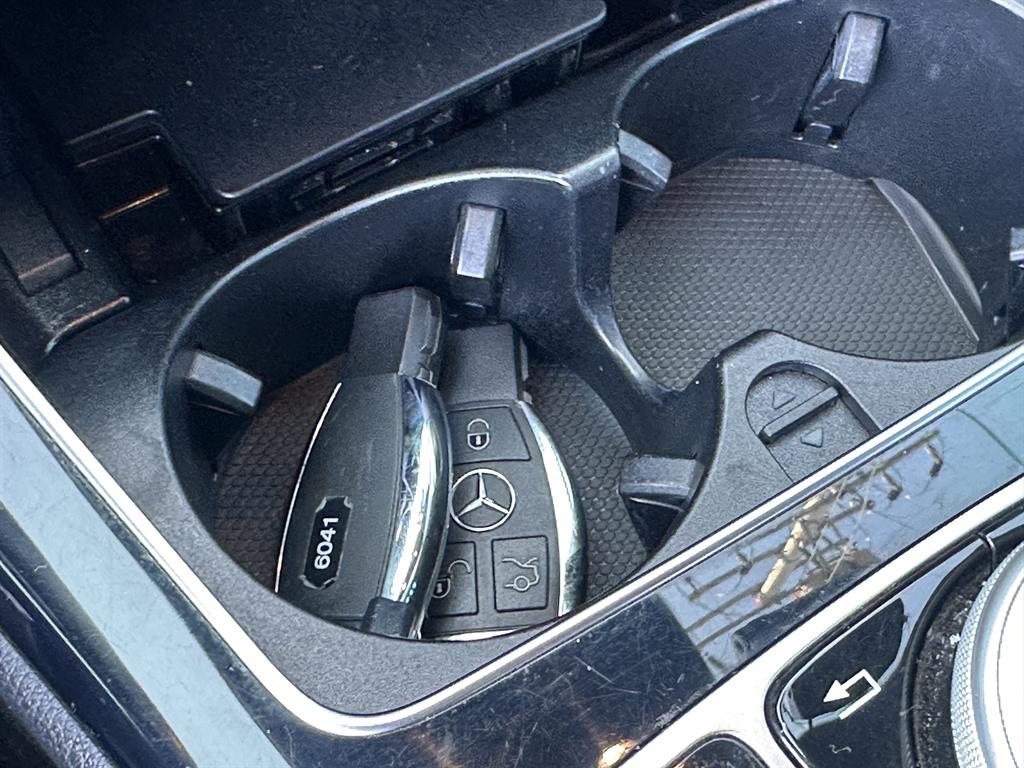 Mercedes Benz C Class 2017 Plateado - Importación desde Corea - HF Imports Iquique - Foto 16