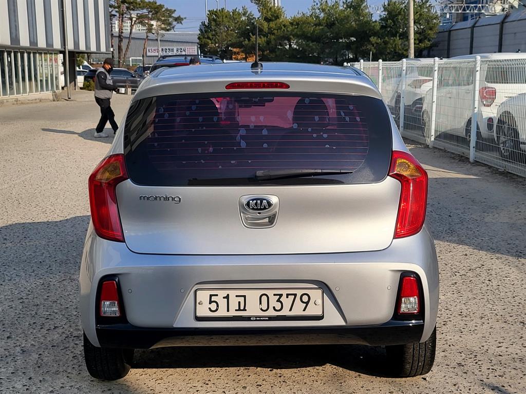 KIA Morning - Vista 4