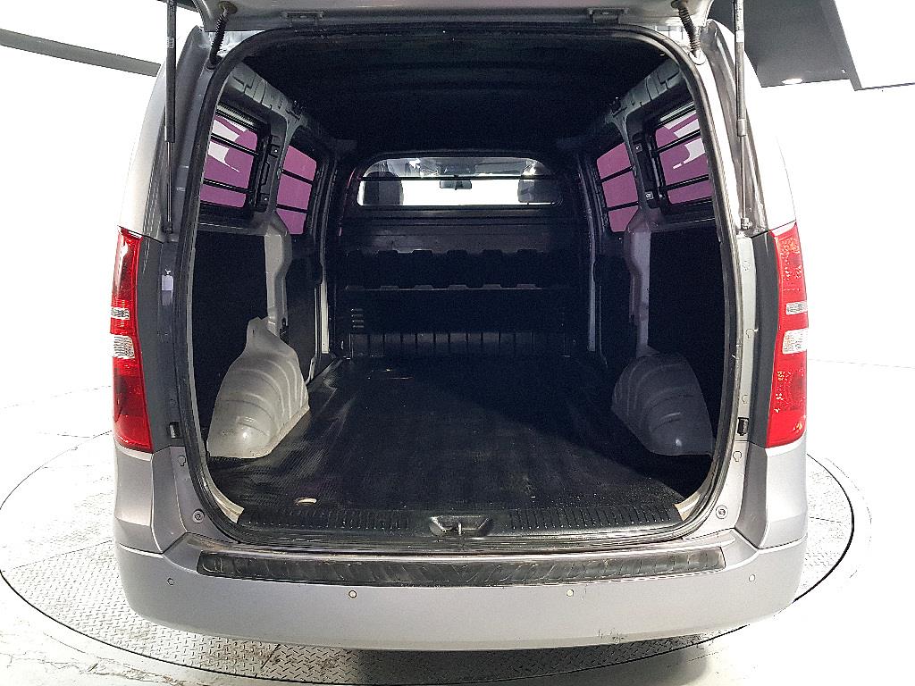 HYUNDAI Starex 2018 Plateado - Importación desde Corea - HF Imports Iquique - Foto 17