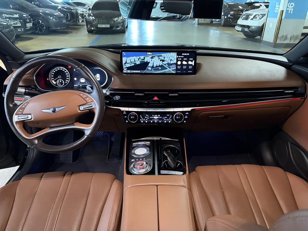 Genesis G80 - Vista 12
