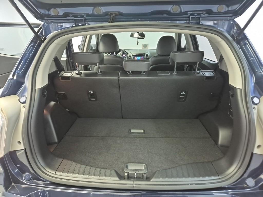 Ssangyong Tivoli 2019 Azul - Importación desde Corea - HF Imports Iquique - Foto 18