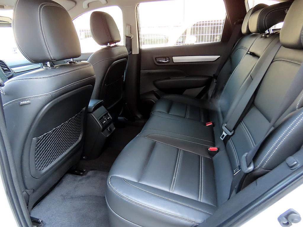 SAMSUNG QM6 - Vista 6