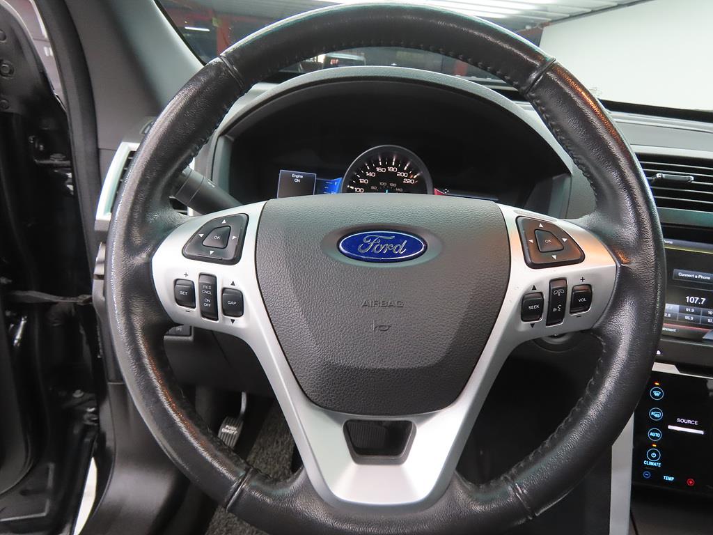 Ford Explorer - Vista 8