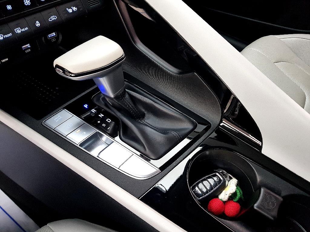 HYUNDAI Avante 2021 Blanco - Importación desde Corea - HF Imports Iquique - Foto 13