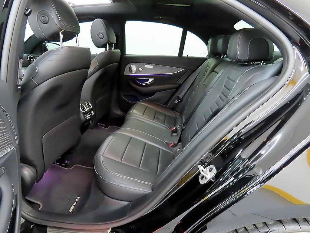 Mercedes Benz E class - Vista 6