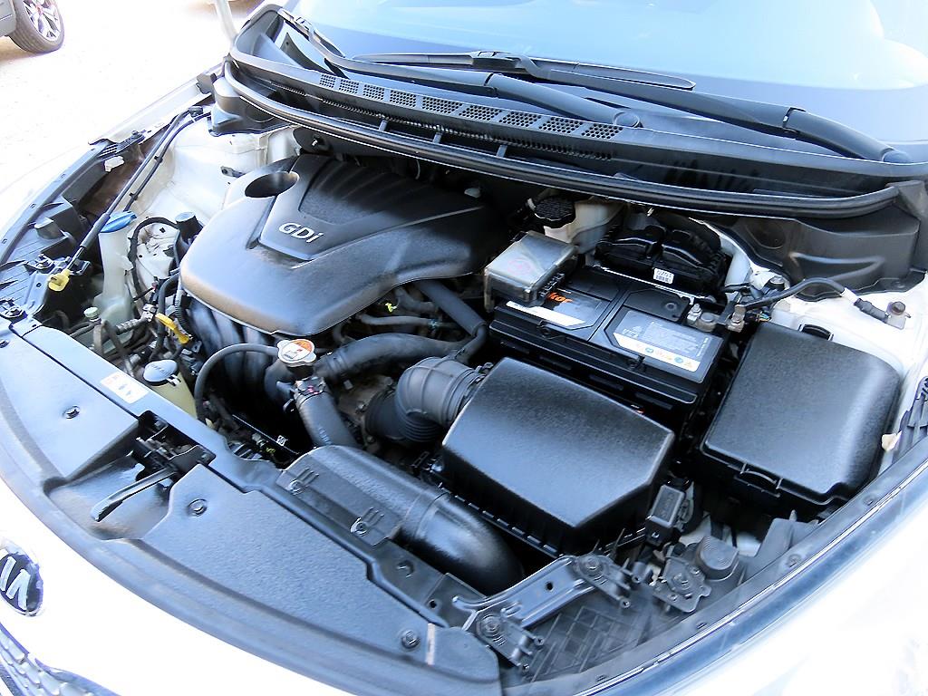 KIA K3 2013 Blanco - Importación desde Corea - HF Imports Iquique - Foto 17