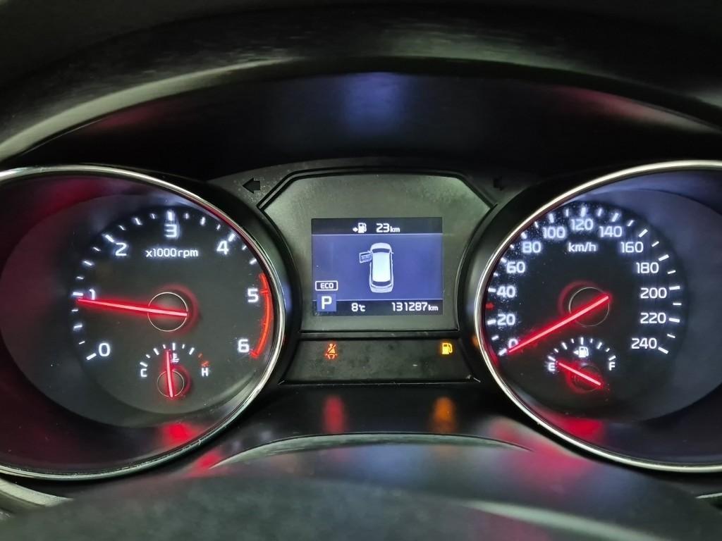 KIA Carnival - Vista 6