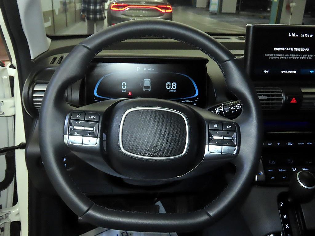 HYUNDAI Casper - Vista 8