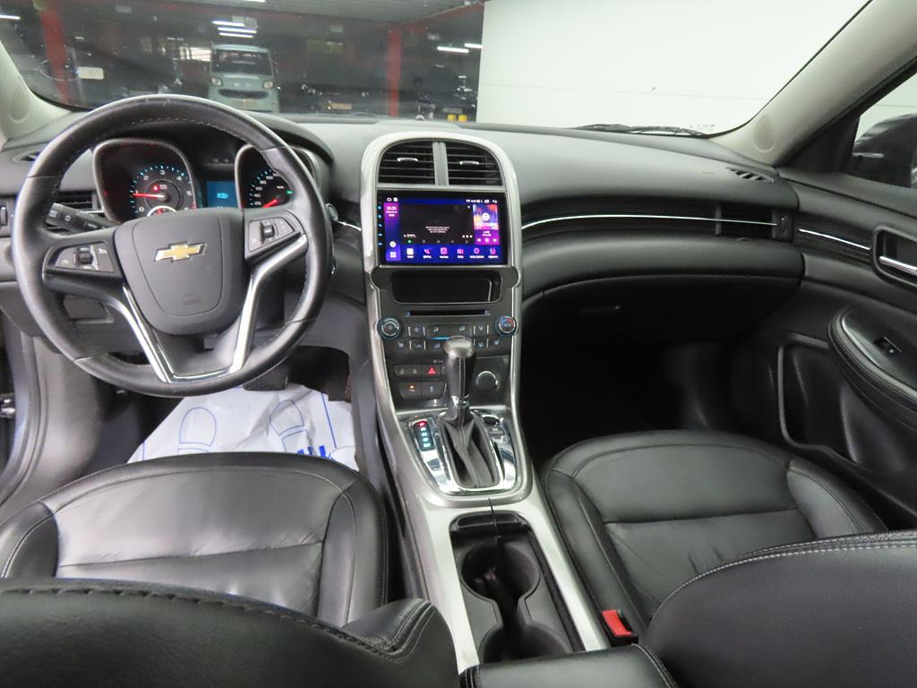 Chevrolet Malibu - Vista 7