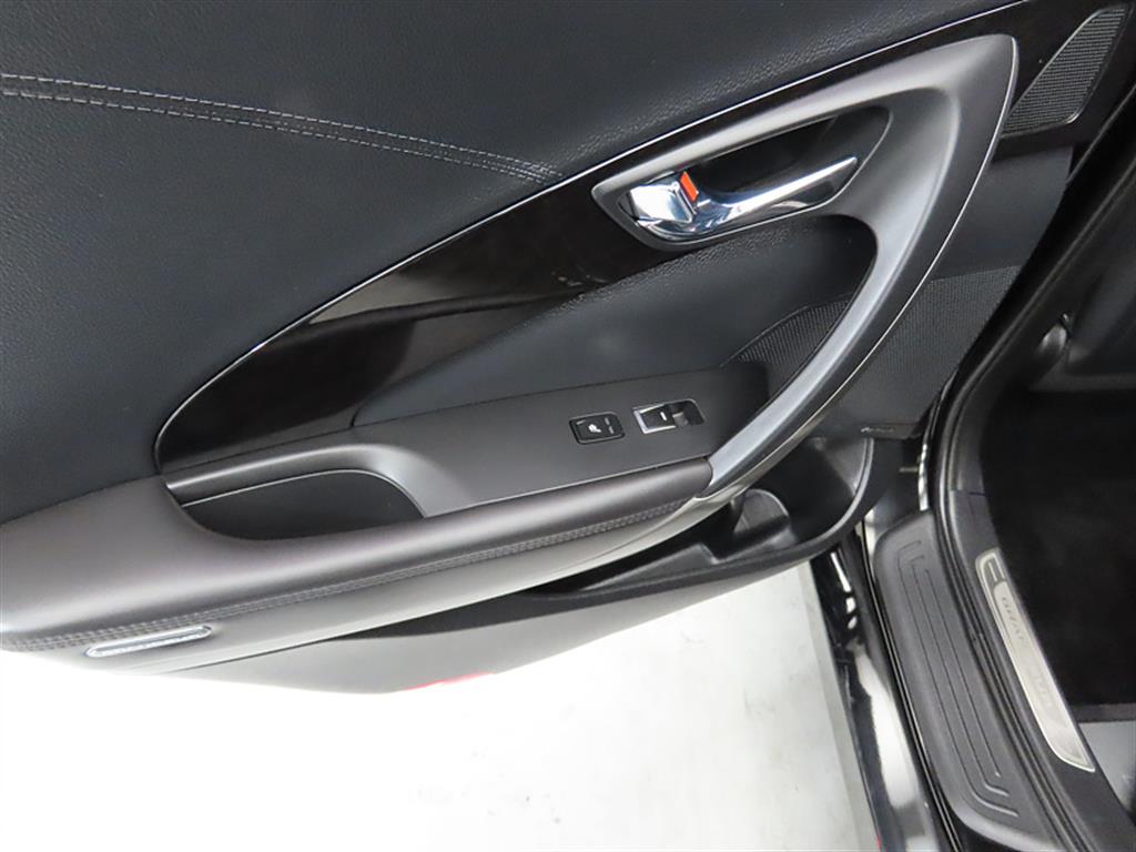 HYUNDAI Grandeur - Vista 12