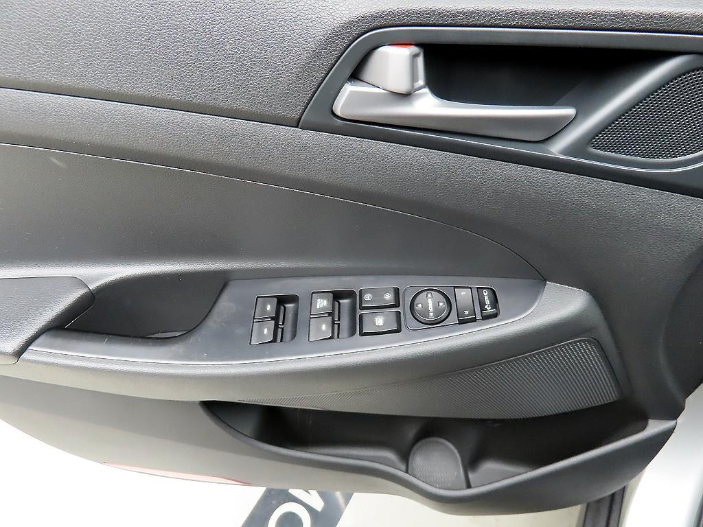 HYUNDAI Tucson - Vista 11