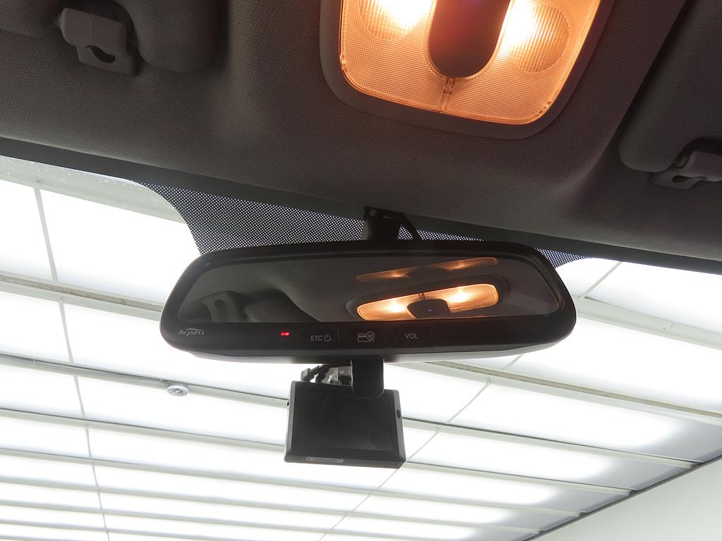 KIA Pride - Vista 12