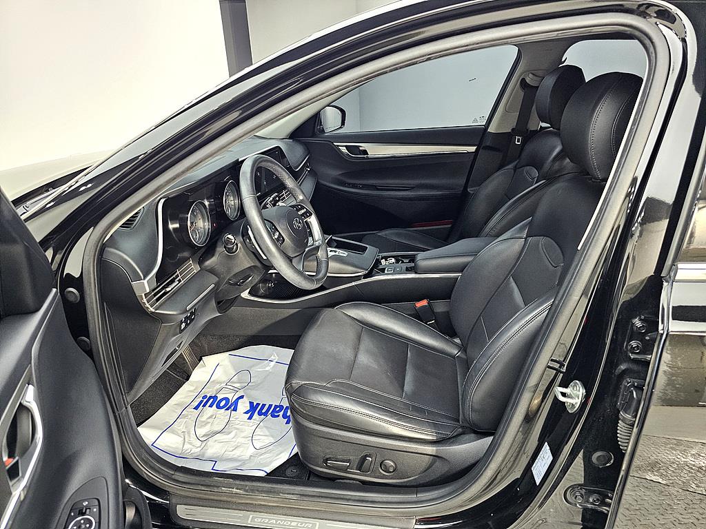 HYUNDAI Grandeur - Vista 8