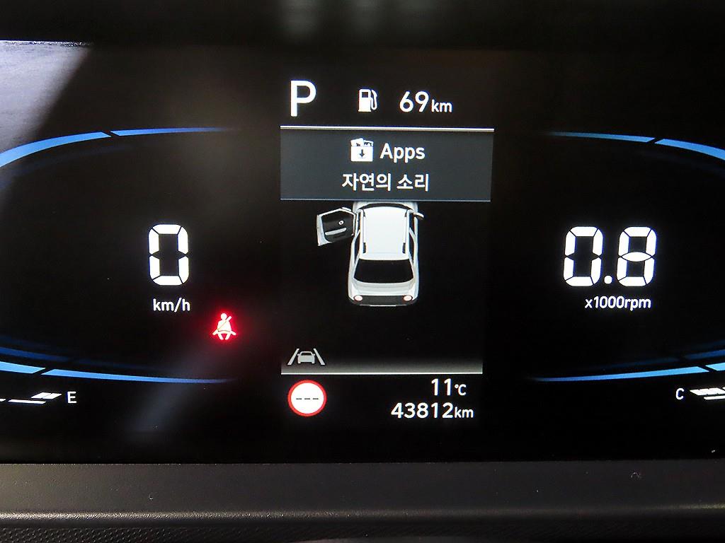 HYUNDAI Casper - Vista 9