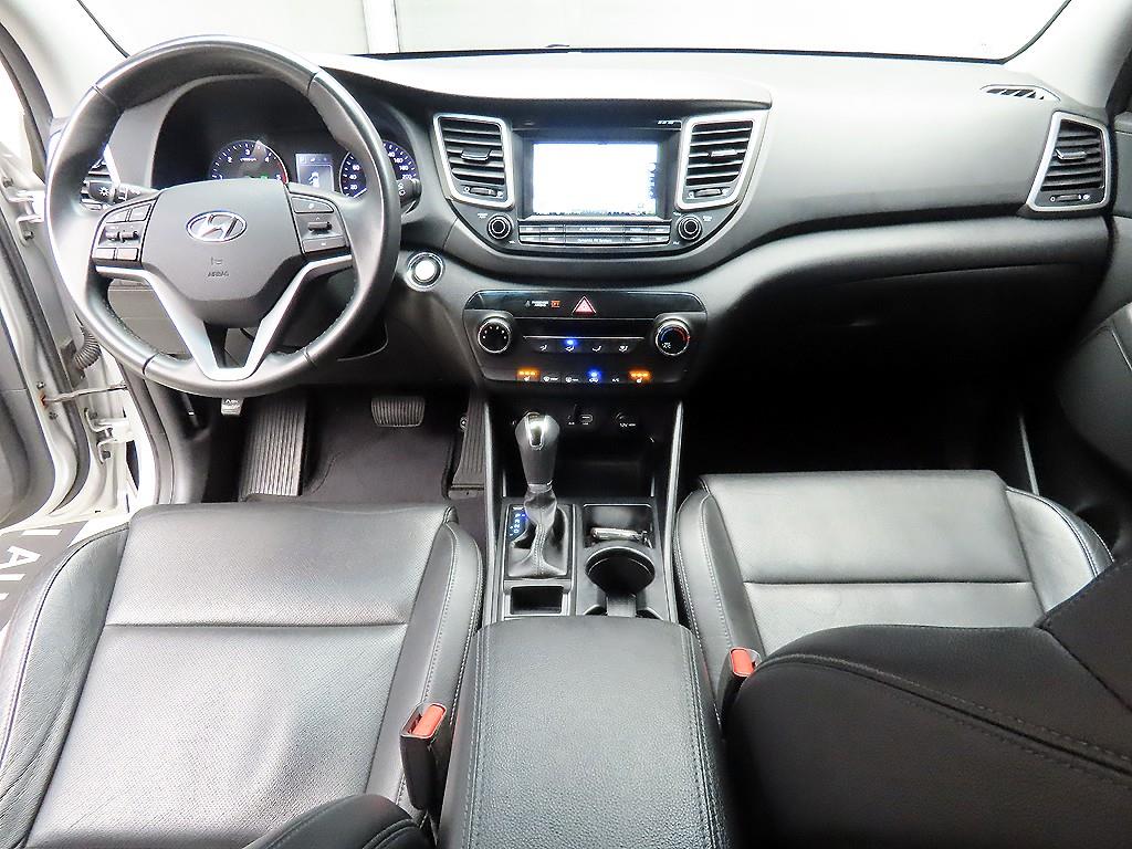 HYUNDAI Tucson - Vista 7