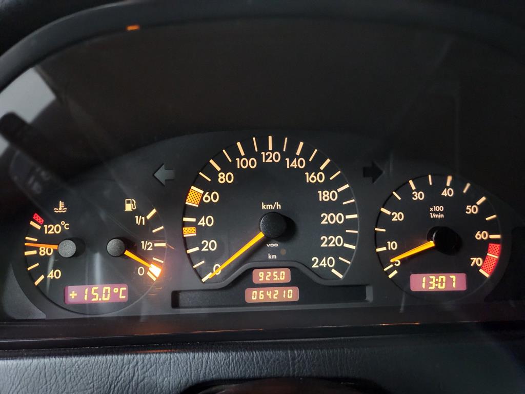 Mercedes Benz C Class - Vista 9