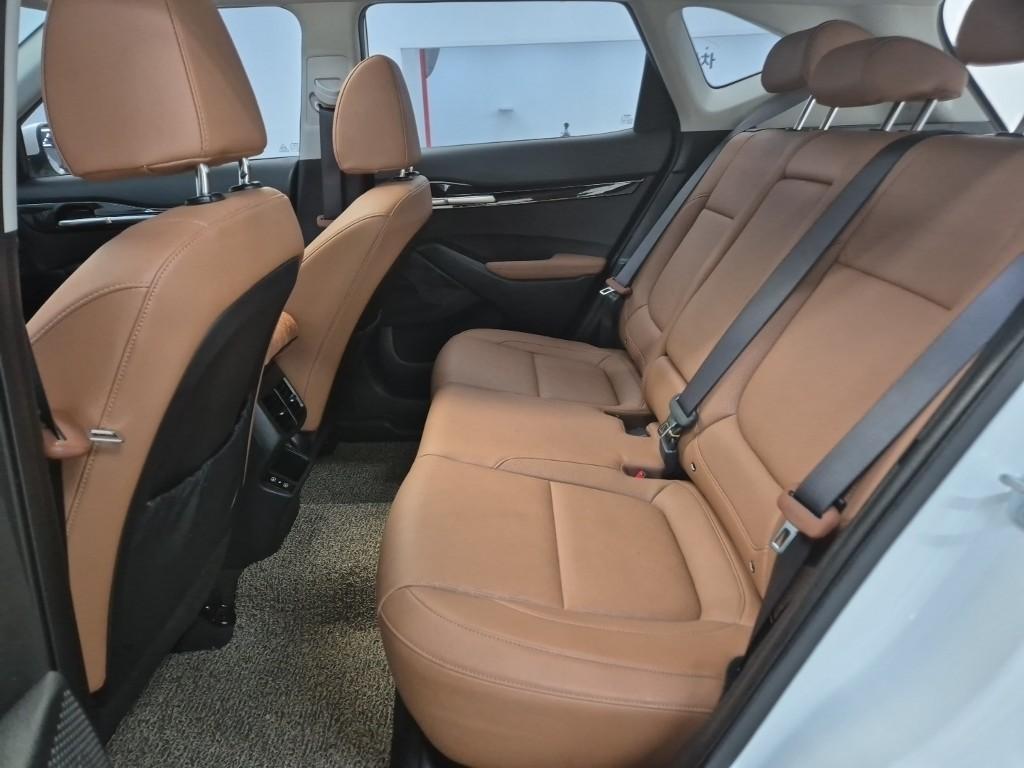 KIA Seltos - Vista 12