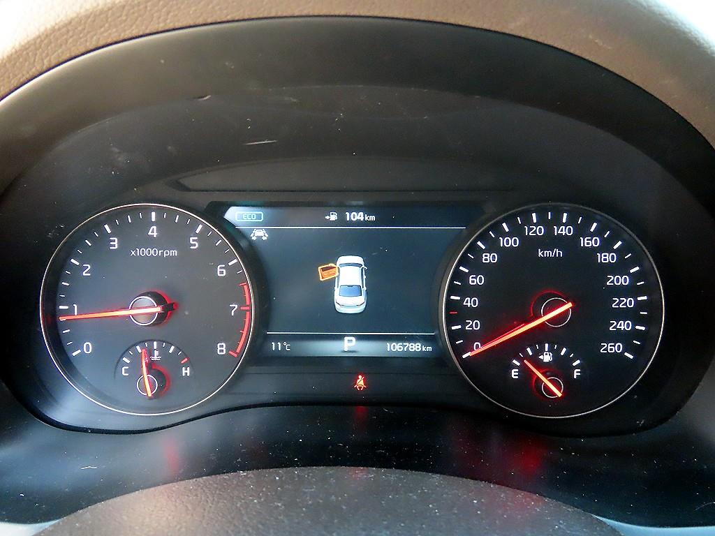 KIA K7 - Vista 9