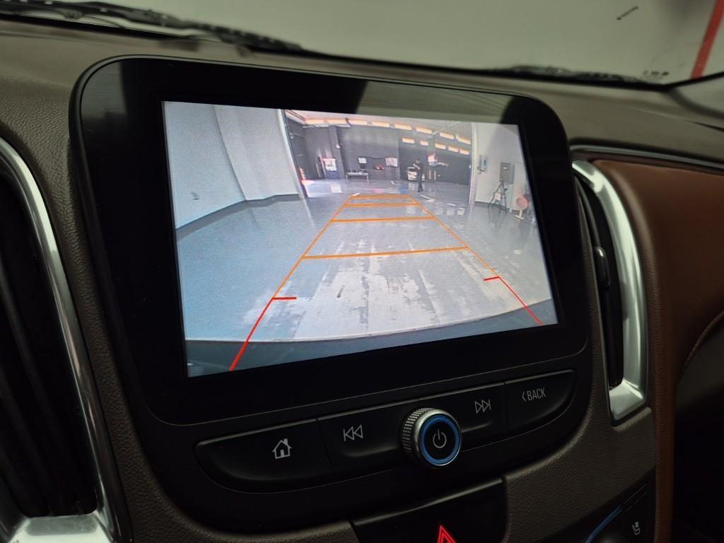 Chevrolet Malibu - Vista 11