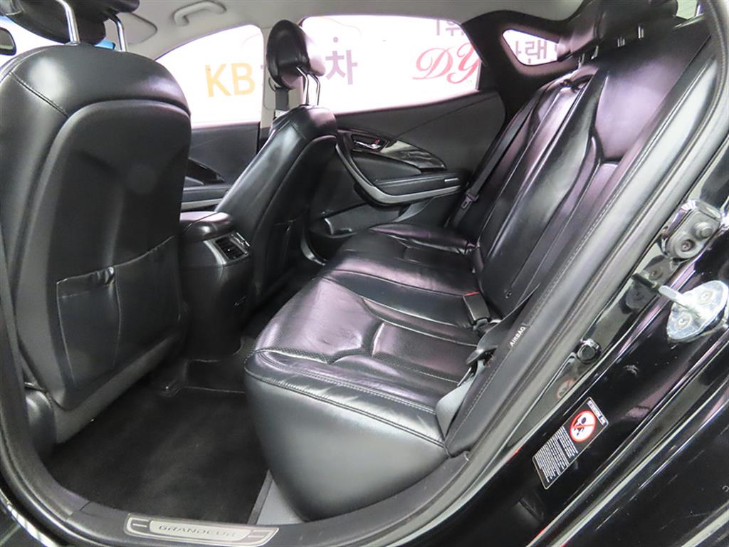 HYUNDAI Grandeur - Vista 6