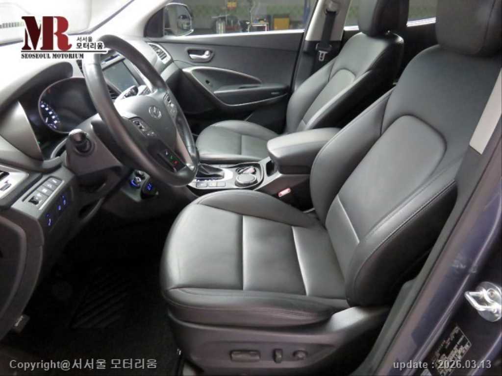 HYUNDAI Santa Fe - Vista 5