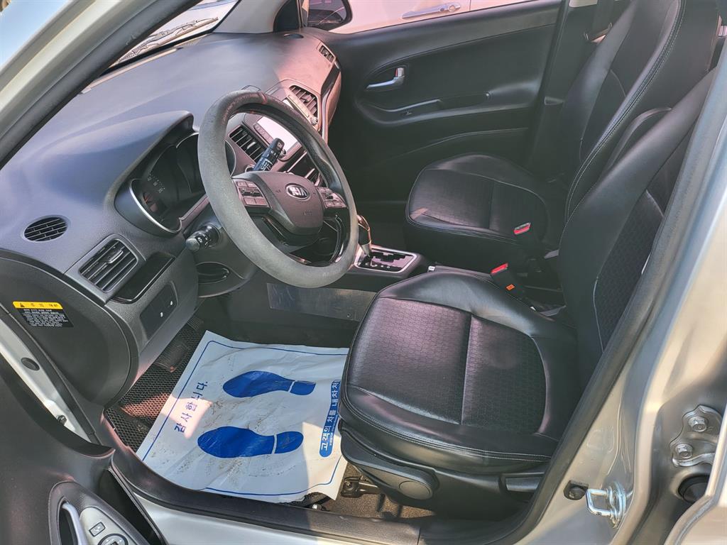 KIA Morning - Vista 5