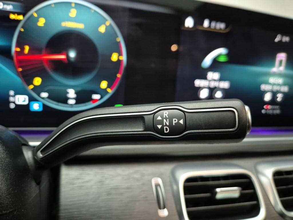 Mercedes Benz GLS Class - Vista 8