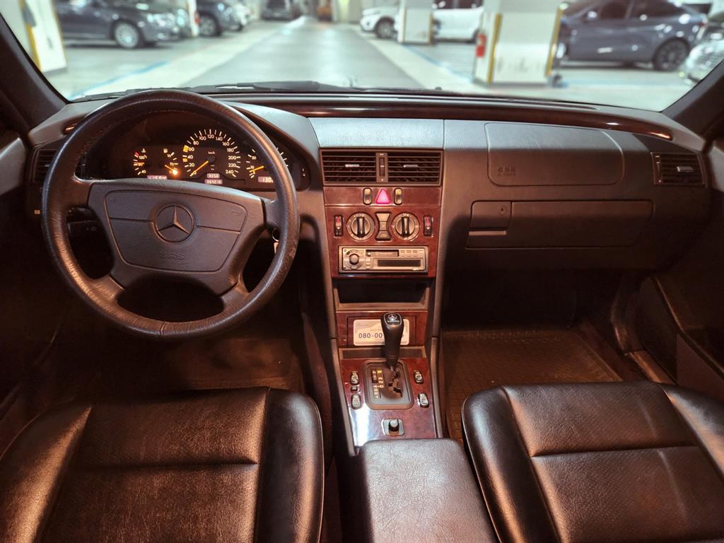 Mercedes Benz C Class 1997 Negro - Importación desde Corea - HF Imports Iquique - Foto 13