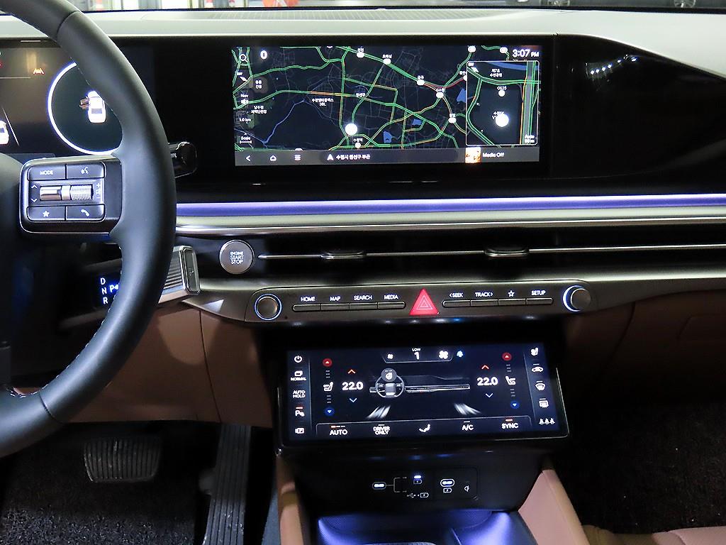 HYUNDAI Grandeur - Vista 11