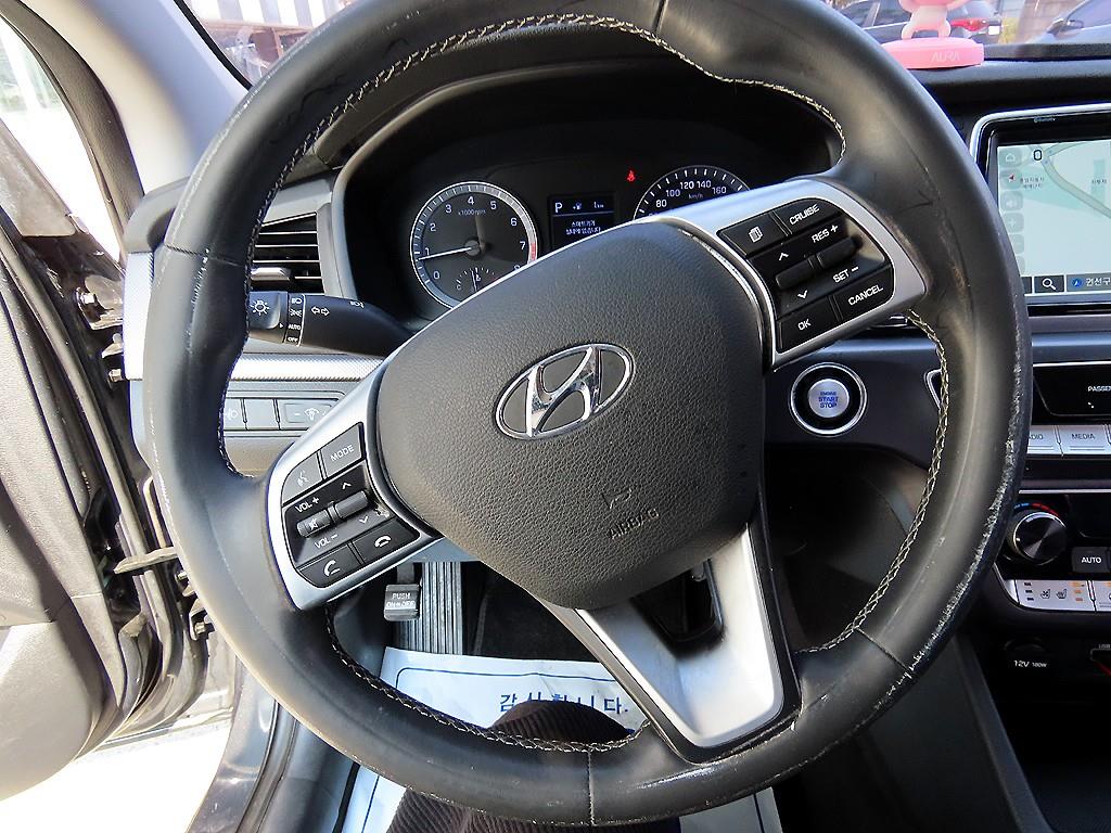 HYUNDAI Sonata - Vista 8