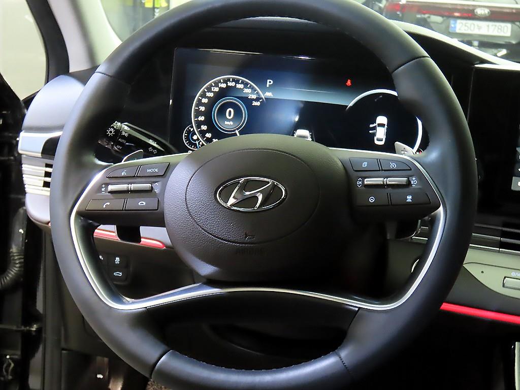 HYUNDAI Grandeur - Vista 8