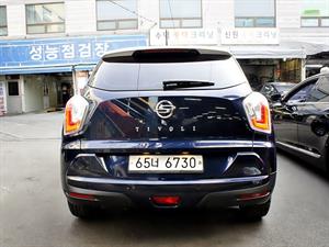 Ssangyong Tivoli - Vista 6