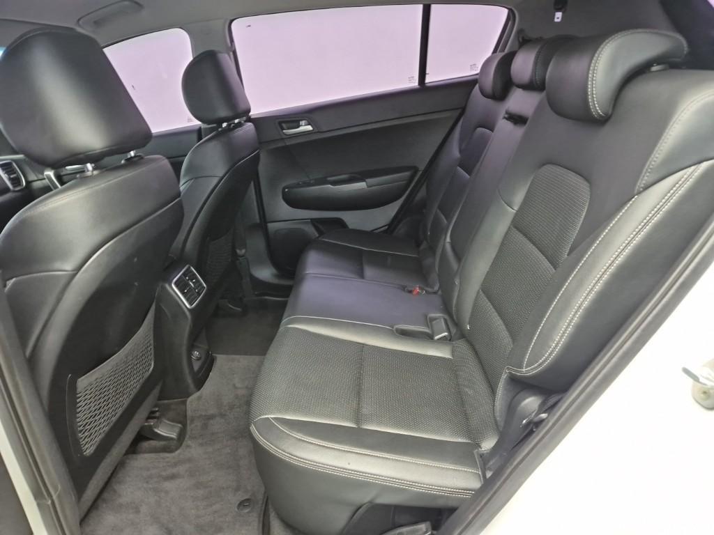KIA Sportage - Vista 11