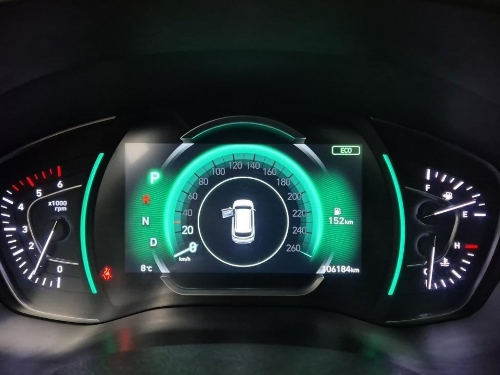 HYUNDAI Santa Fe - Vista 6