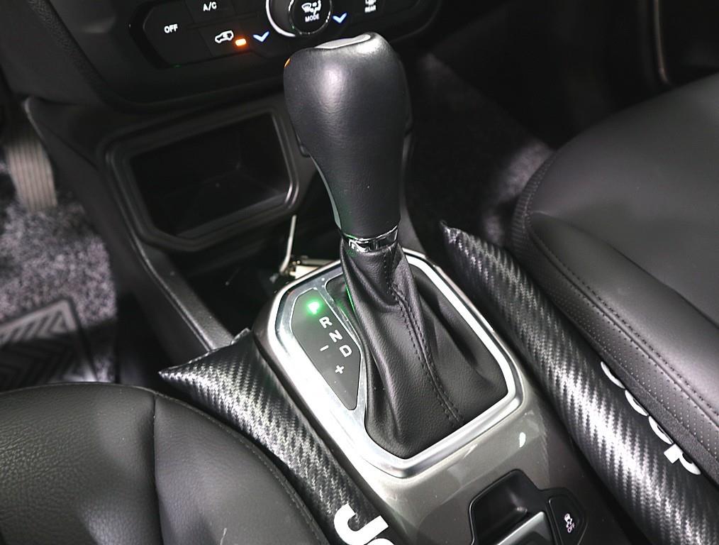 Jeep Renegade 2021 Blanco - Importación desde Corea - HF Imports Iquique - Foto 15