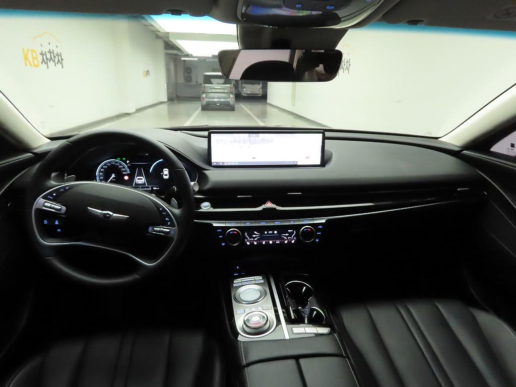 Genesis G80 - Vista 6