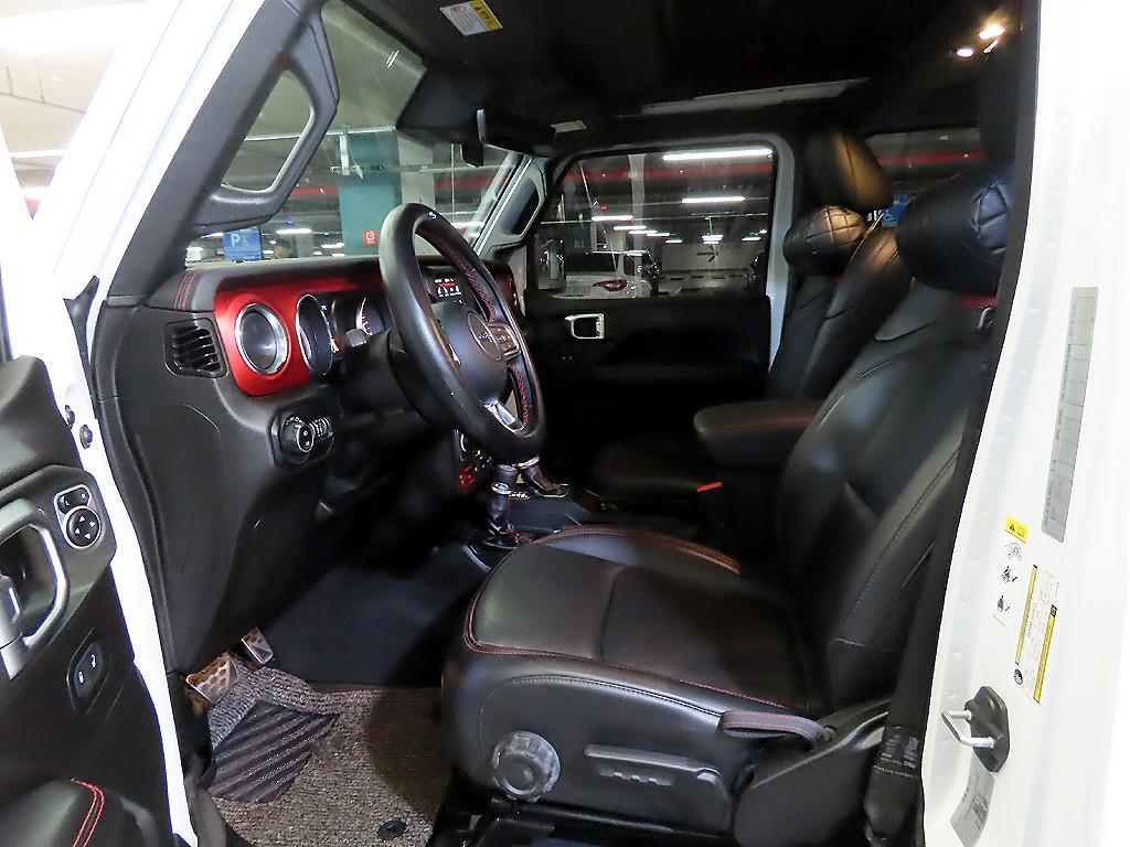 Jeep Wrangler - Vista 6