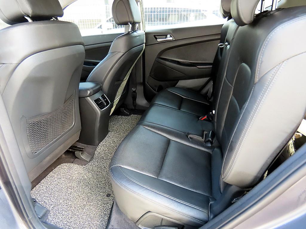 HYUNDAI Tucson - Vista 6