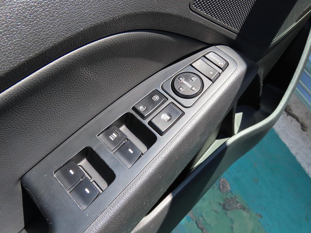 HYUNDAI Avante 2017 Plateado - Importación desde Corea - HF Imports Iquique - Foto 16